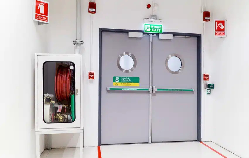 fire doors and building regulations uk a complete guide for 2024