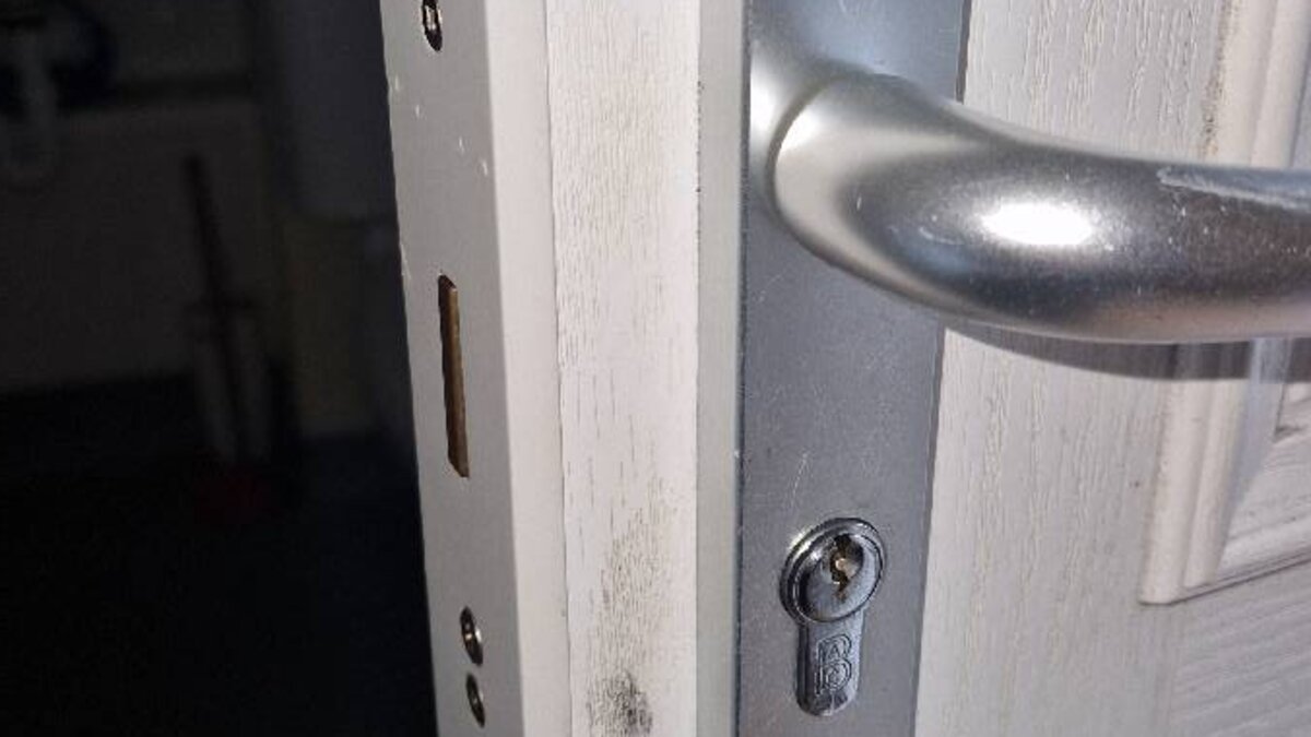 Eviction Lock Change: Supporting Bailiff-Led Property Recovery in Streatham - image-04.jpeg