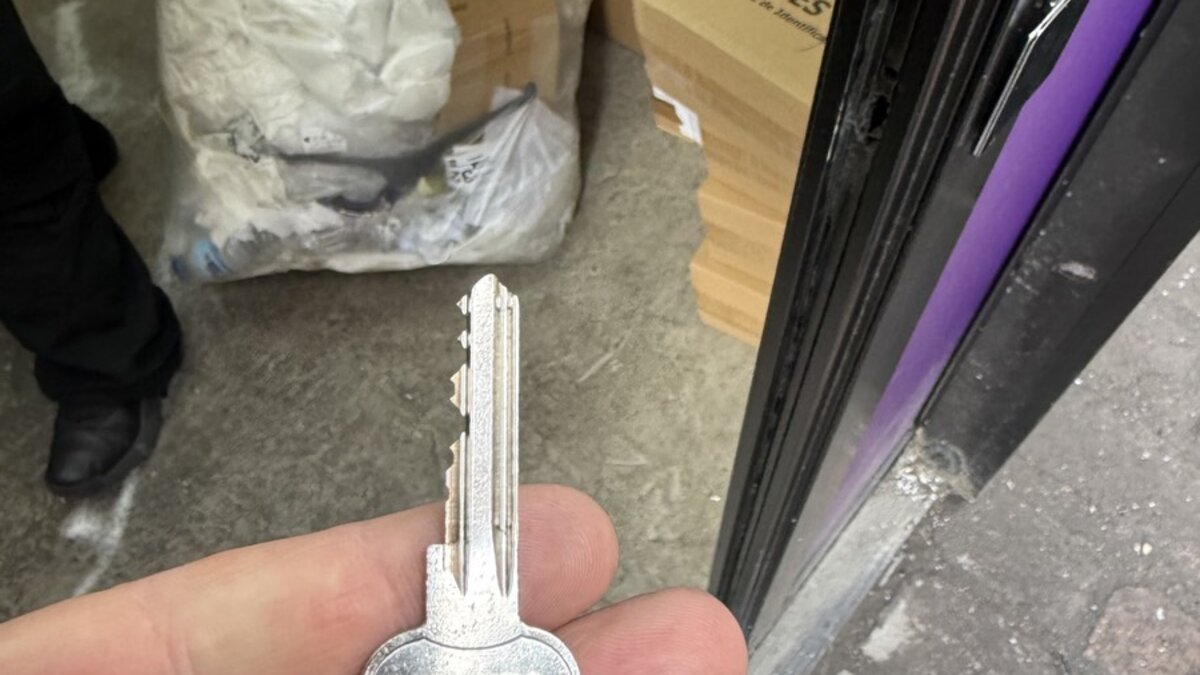 Storage Unit Lock Replacement: Resolving Repeated Key Failures at a Commercial Premises in Soho - image-08.jpeg