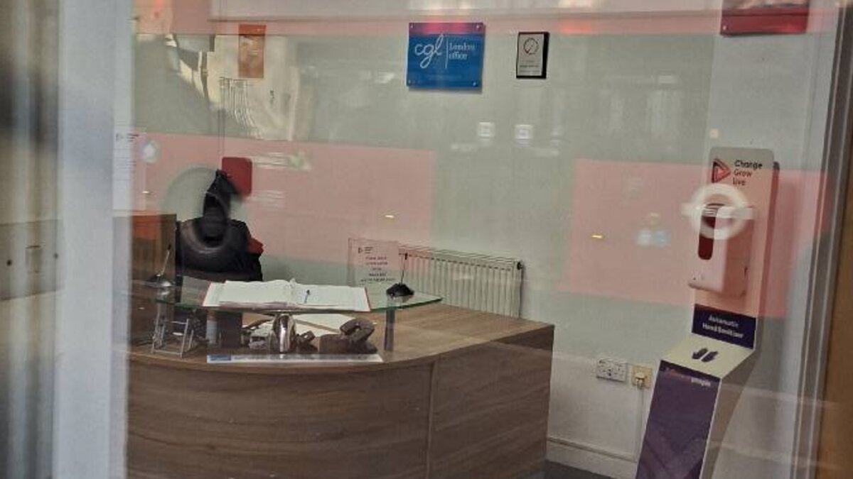 Bulkhead Light Installation: Rapid Supply and Fit at a Commercial Property in Kings Cross - image-09.jpeg