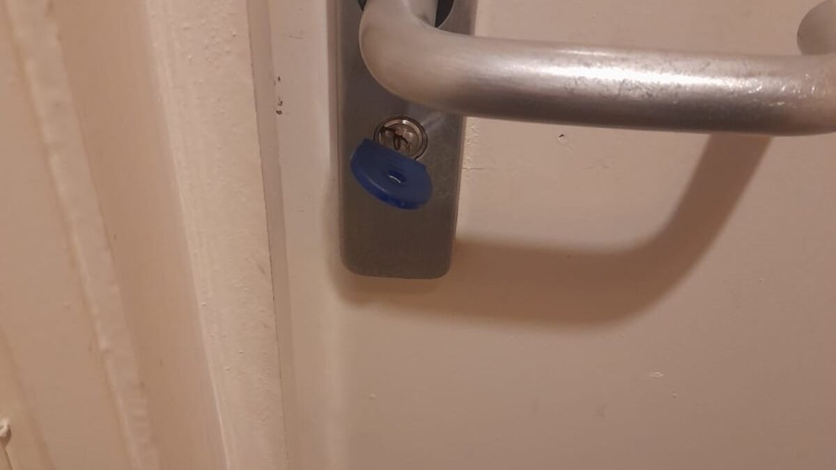 Front Door and Bedroom Lock Change: Managed Key Replacement at a Residential Property in Stoke Newington - image-12.jpeg